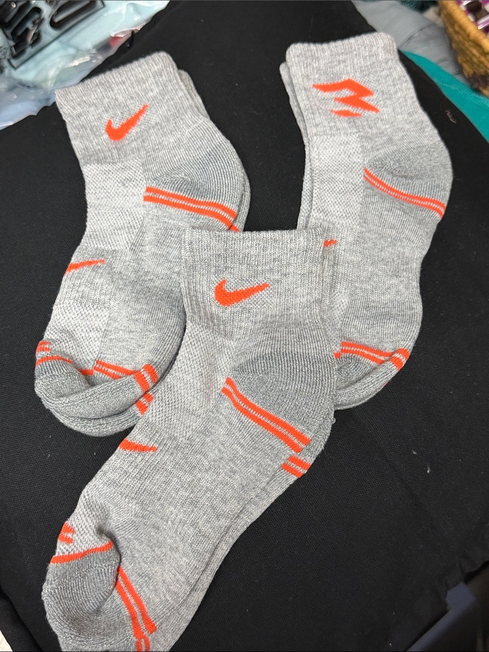 Nike Grey Ankle Socks with Orange Accents - 3-Pack